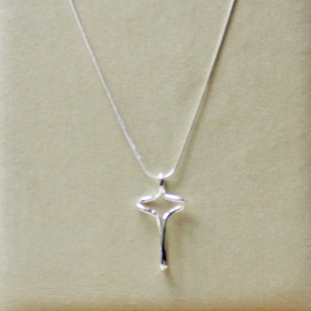 New Silver 925 Open Cross Pendant Necklace N24 - Picture 2 of 3